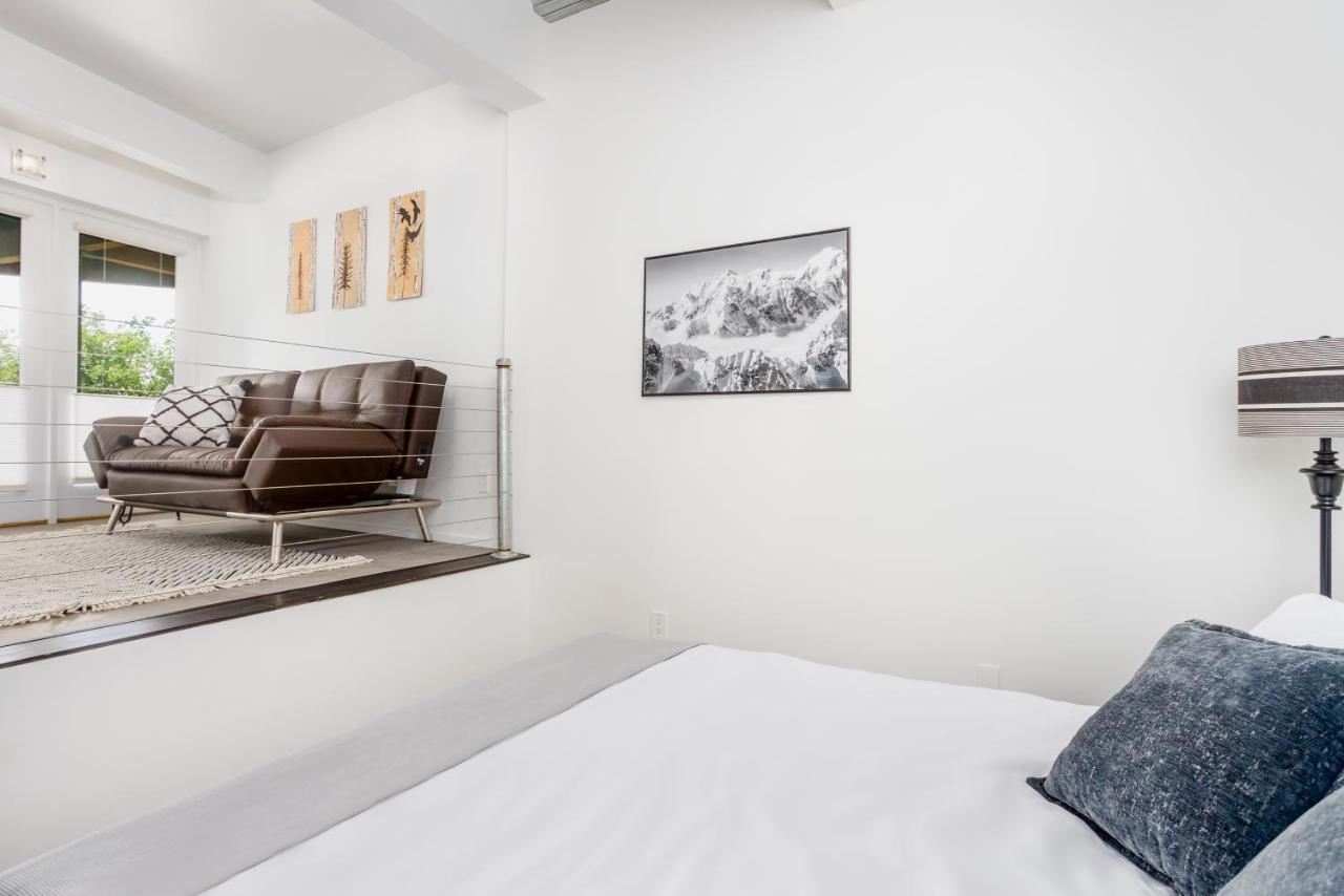 فيلا Downtown Contemporary Cove أنكوراج المظهر الخارجي الصورة